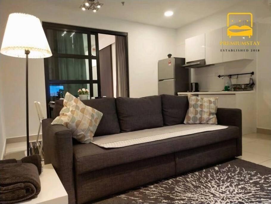 H2O Retreat Studio Home 5Min To Lrt By Premium Stay Petaling Jaya Exteriör bild