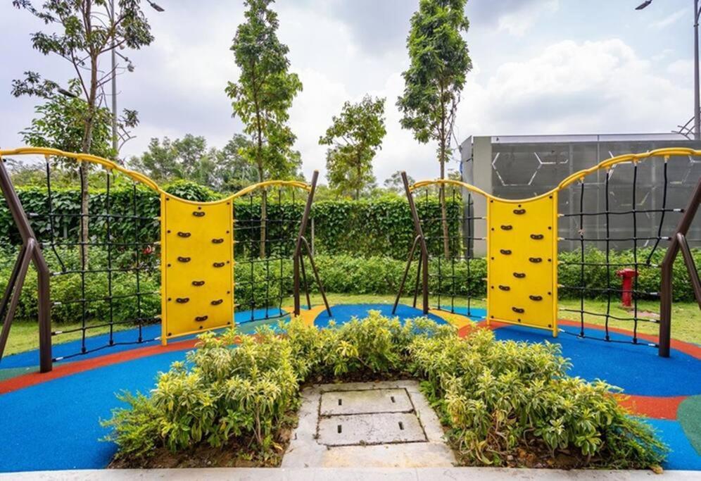 H2O Retreat Studio Home 5Min To Lrt By Premium Stay Petaling Jaya Exteriör bild
