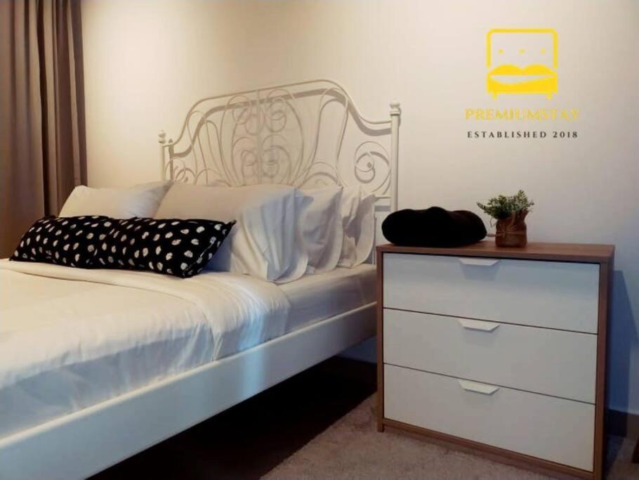 H2O Retreat Studio Home 5Min To Lrt By Premium Stay Petaling Jaya Exteriör bild